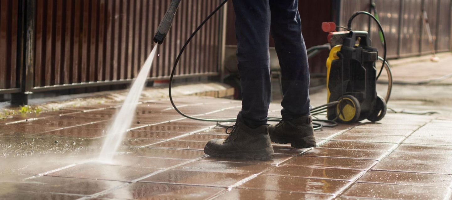 Local Grime Fighters: The Convenience of Pressure Washing Near Your Home